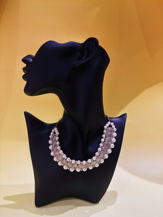 Pearl statement necklace